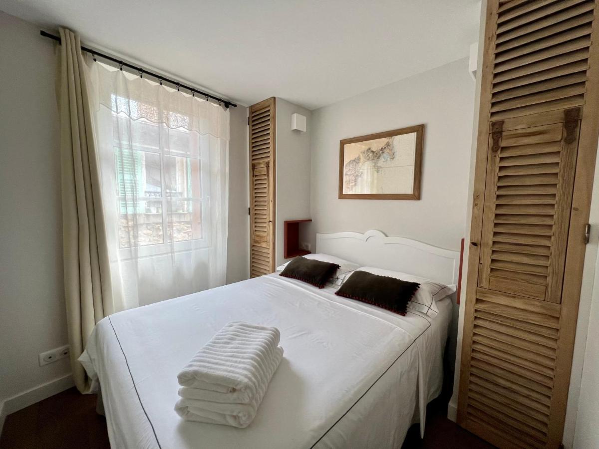 Bed and Breakfast Les Petits Volets 2 Антиб Экстерьер фото
